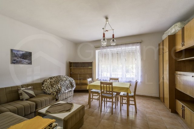 Eladó családi ház, Kisgyőrön 15 M Ft, 2 szobás