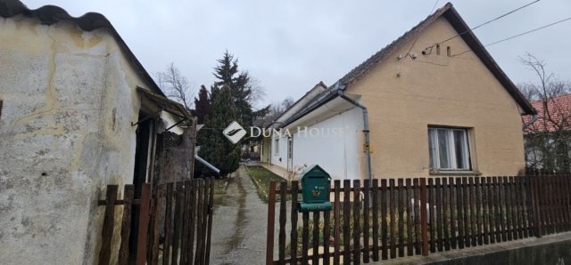 Eladó családi ház, Székelyszabaron 9.5 M Ft, 4 szobás