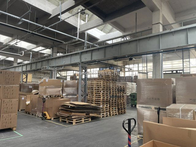 Kiadó ipari ingatlan, Budaörsön 2983 E Ft / hó