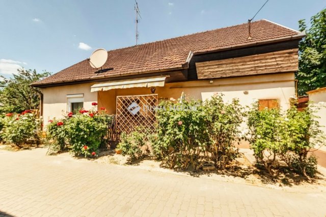 Eladó családi ház, Kecskeméten 69.9 M Ft, 4 szobás