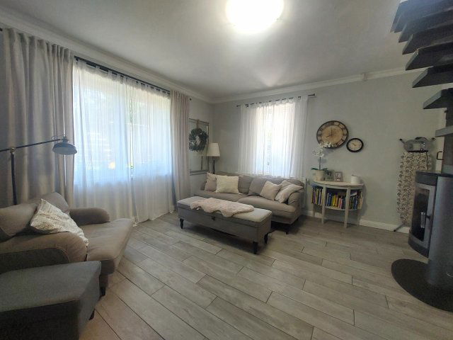 Eladó családi ház, Dunaharasztin 119.8 M Ft, 3 szobás