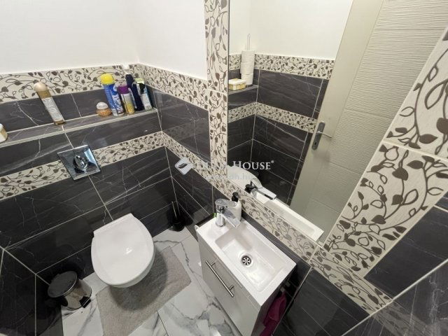 Eladó családi ház, Sén 99.99 M Ft, 4 szobás
