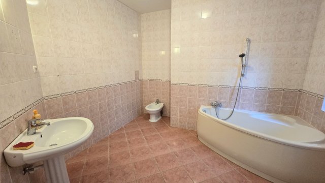 Eladó családi ház, Budapesten, XVIII. kerületben 177 M Ft