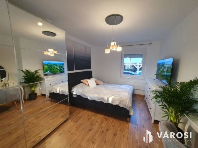 Eladó ikerház, Siófokon 199 M Ft, 4 szobás