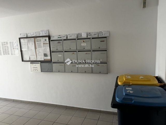 Eladó téglalakás, Budapesten, XVIII. kerületben 98 M Ft