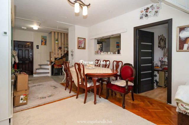 Eladó téglalakás, Nyíregyházán 53.9 M Ft, 4 szobás