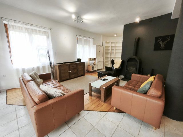 Eladó családi ház, Adonyban 73.9 M Ft, 4 szobás