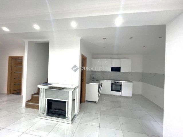 Eladó téglalakás, Budapesten, IV. kerületben 220 M Ft, 5 szobás