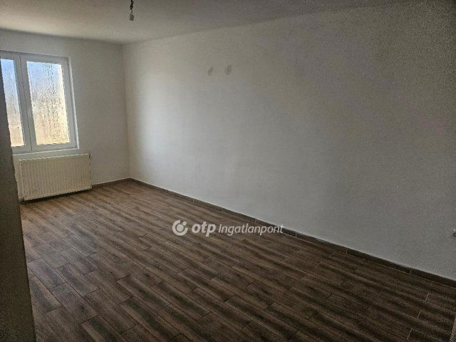 Eladó családi ház, Esztergomban 57 M Ft, 2+1 szobás