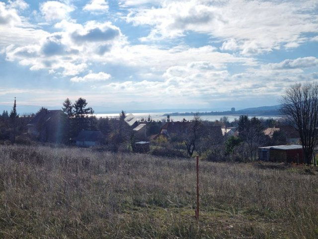 Eladó telek, Balatonfűzfőn 49.9 M Ft / költözzbe.hu