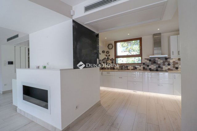 Eladó téglalakás, Budapesten, II. kerületben 245 M Ft, 4 szobás