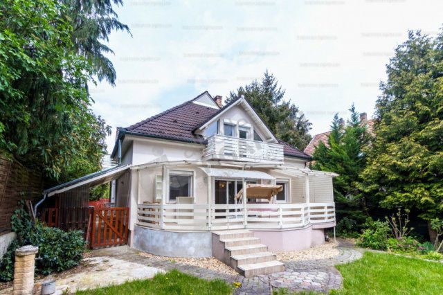 Kiadó családi ház, albérlet, II. kerületben, Nyár utcában
