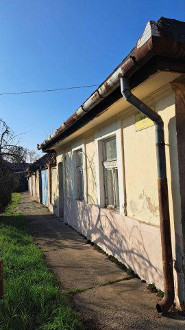 Eladó családi ház, Gyöngyösön 35.5 M Ft, 3 szobás