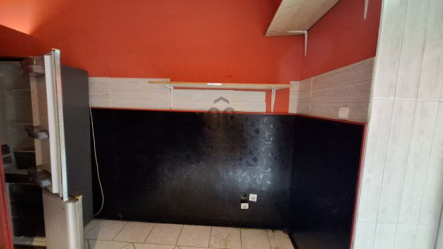 Kiadó üzlethelyiség, Budapesten, III. kerületben 240 E Ft / hó