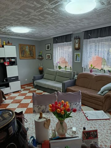 Eladó családi ház, Hajdúszoboszlón 99.999 M Ft, 7 szobás