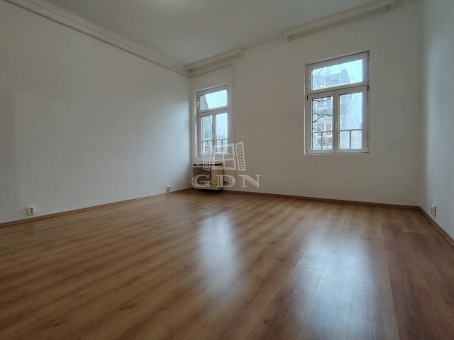 Eladó téglalakás, Budapesten, XIV. kerületben 43 M Ft, 1 szobás