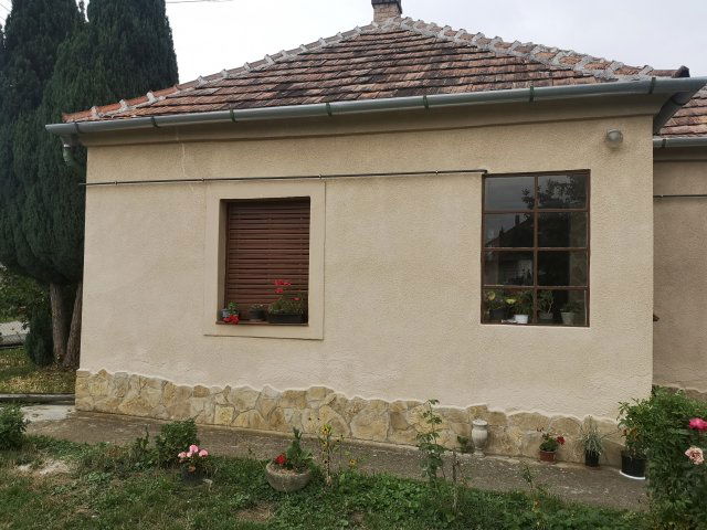 Eladó családi ház, Zalaegerszegen 39.9 M Ft, 2 szobás