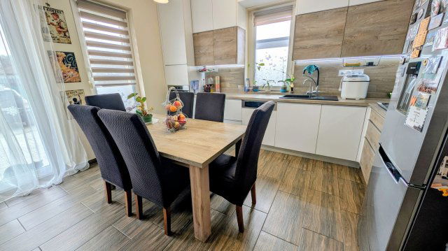 Eladó családi ház, Kecskeméten 95 M Ft, 4 szobás