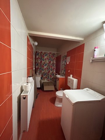 Eladó családi ház, Komáromban 49.9 M Ft, 3 szobás