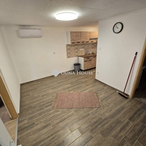 Eladó családi ház, Lajosmizsén 29.99 M Ft, 2 szobás