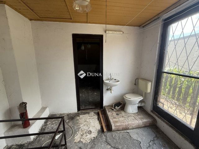 Eladó családi ház, Budapesten, XX. kerületben 59.999 M Ft