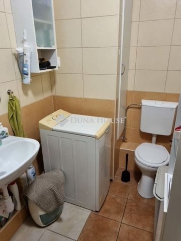 Eladó téglalakás, Budapesten, VIII. kerületben 49.9 M Ft