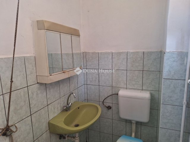 Eladó családi ház, Toronyon 46 M Ft, 4 szobás