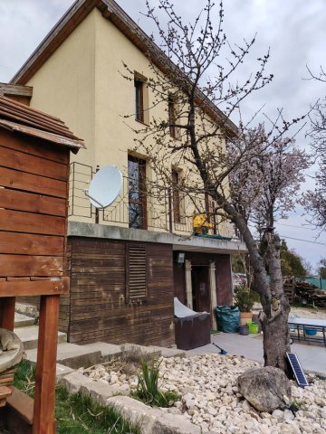 Eladó családi ház, Iszkaszentgyörgyön 52 M Ft, 3 szobás