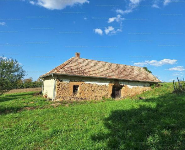 Eladó nyaraló, Nagygörbőn 19.9 M Ft, 1 szobás