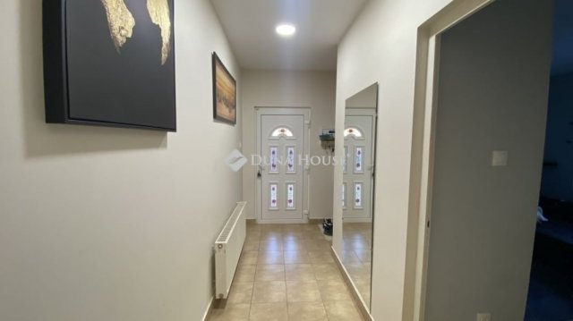 Eladó családi ház, Budapesten, XVII. kerületben 125 M Ft