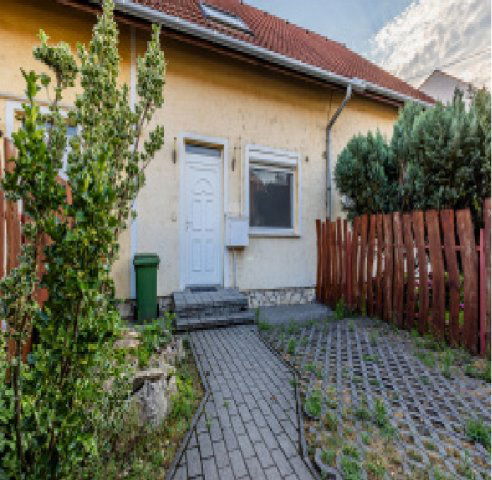 Eladó sorház, Dunakeszin 94.9 M Ft, 3 szobás