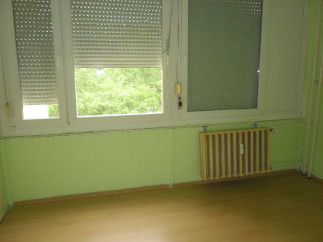 Eladó téglalakás, Szekszárdon, Alisca utcában 35 M Ft