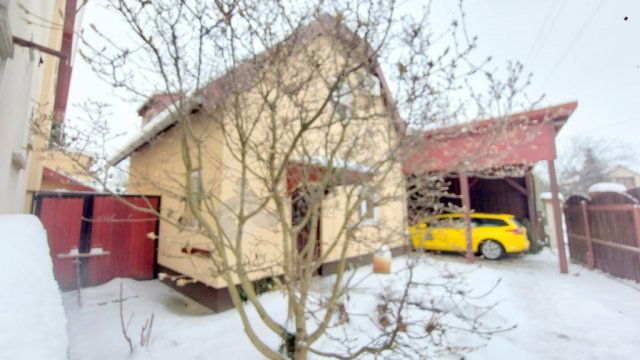 Eladó ikerház, Budapesten, XVI. kerületben, Irha utcában