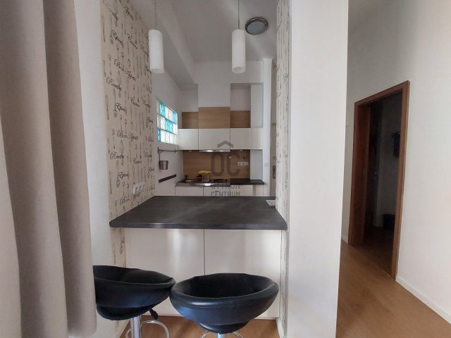Kiadó téglalakás, albérlet, Budapesten, V. kerületben, 1 szobás