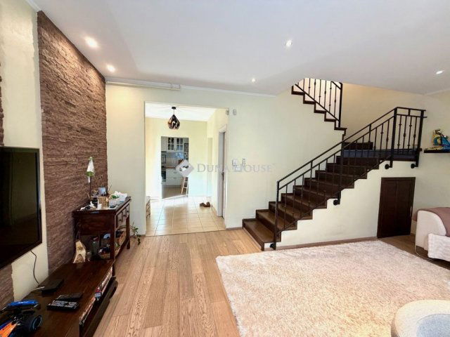 Eladó téglalakás, Fóton 156.9 M Ft, 4 szobás