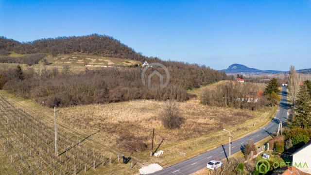 Eladó telek, Szigligeten 140 M Ft / költözzbe.hu