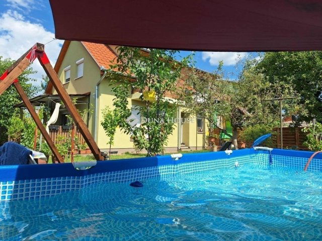 Eladó ikerház, Szigethalmon 103 M Ft, 5 szobás