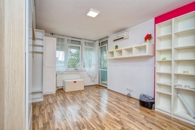 Eladó téglalakás, Budapesten, XI. kerületben 84.9 M Ft, 2 szobás