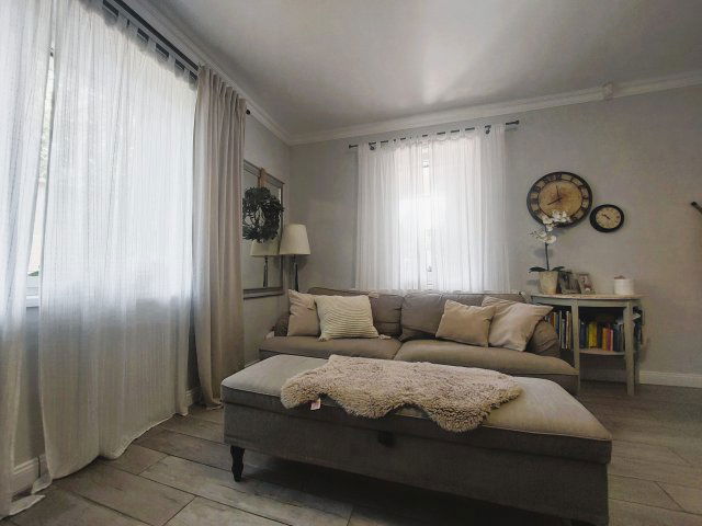 Eladó családi ház, Dunaharasztin 119.8 M Ft, 3 szobás