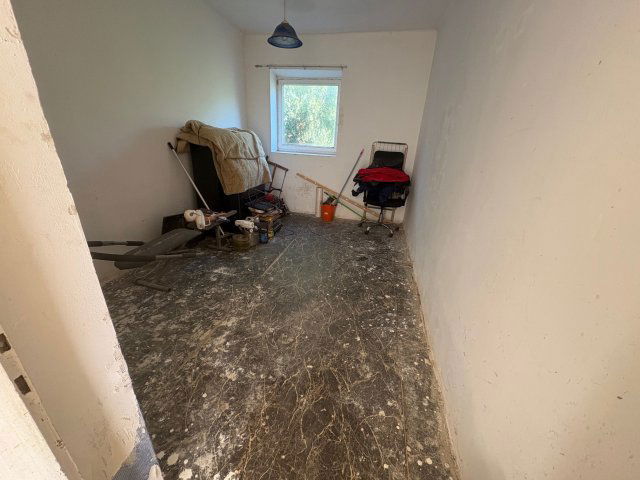 Eladó családi ház, Nagylókon 9.9 M Ft, 2 szobás