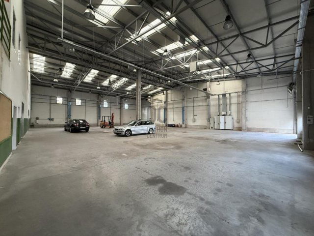 Eladó ipari ingatlan, Vecsésen 690 M Ft / költözzbe.hu