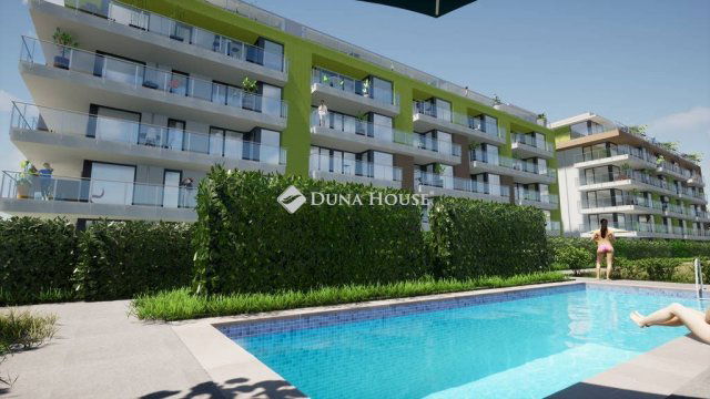 Eladó téglalakás, Siófokon 82.72 M Ft, 2 szobás