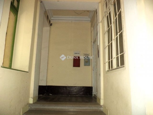 Eladó téglalakás, Budapesten, VIII. kerületben 88.7 M Ft