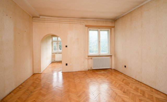 Eladó téglalakás, Ajkán, Juhász Gyula utcában 33.4 M Ft