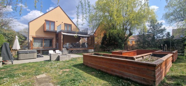 Eladó családi ház, Budapesten, XVIII. kerületben 184.9 M Ft