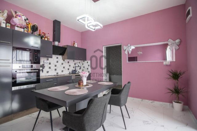 Eladó családi ház, Budapesten, XX. kerületben 89.9 M Ft