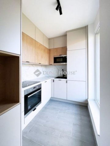 Eladó téglalakás, Budapesten, III. kerületben 138.6 M Ft