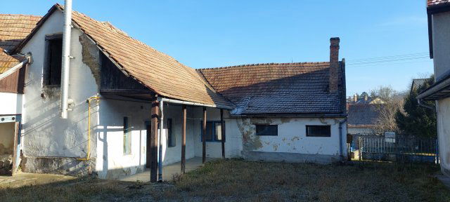 Eladó üzlethelyiség, Dömösön 33 M Ft, 1 szobás