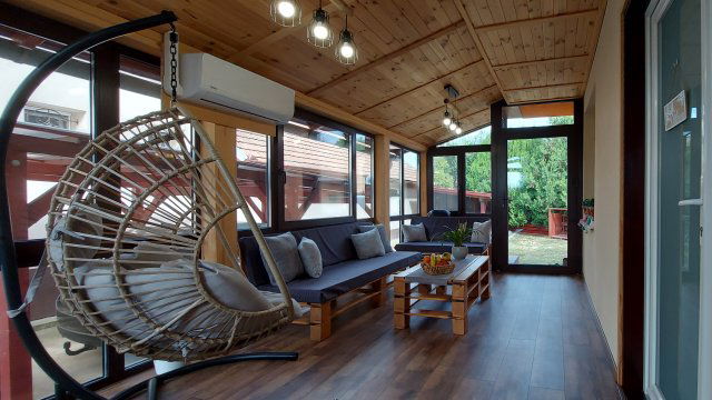 Eladó családi ház, Orosházán 98.9 M Ft, 4 szobás