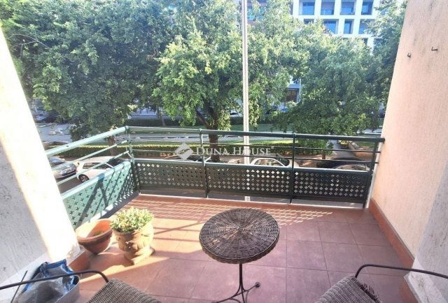 Eladó téglalakás, Budapesten, XII. kerületben 139.9 M Ft